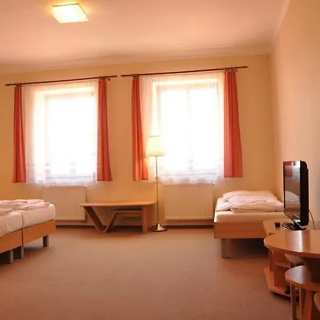 V Centru Otel Ceske Budejovice