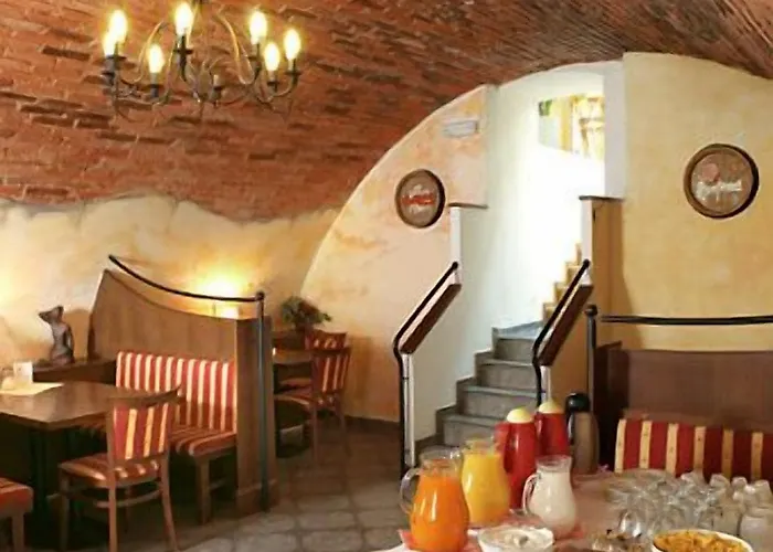 V Centru 호텔 체스케부데요비체